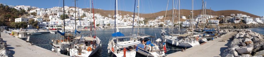Flottielje zeilen vanuit Aegina en Athene